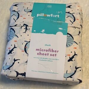 Pillowfort White Shark Microfiber Sheet Set with Blue & Orange Sharks